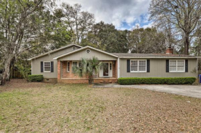 Mt Pleasant House with Screened Patio and Pool Table!